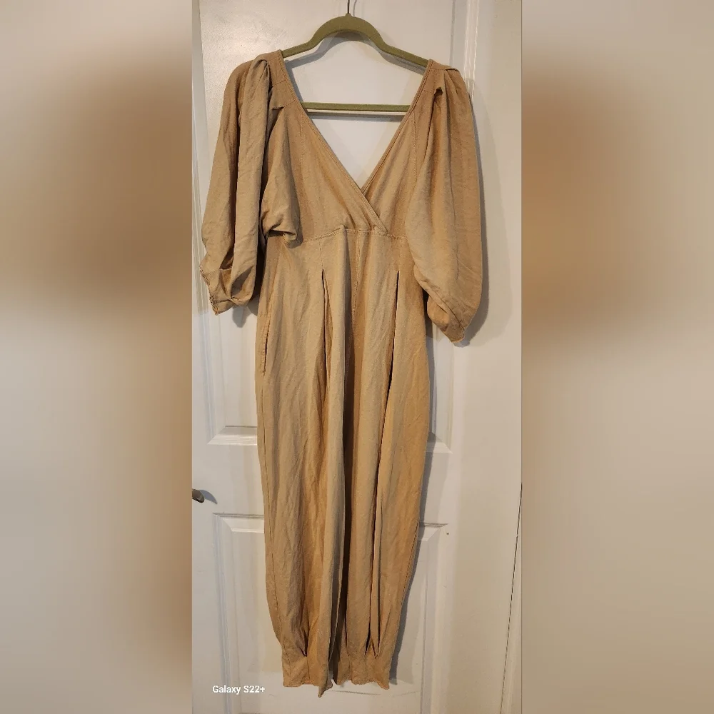 Free People Beige Jumpsuit with‎ Puff Sleeves
